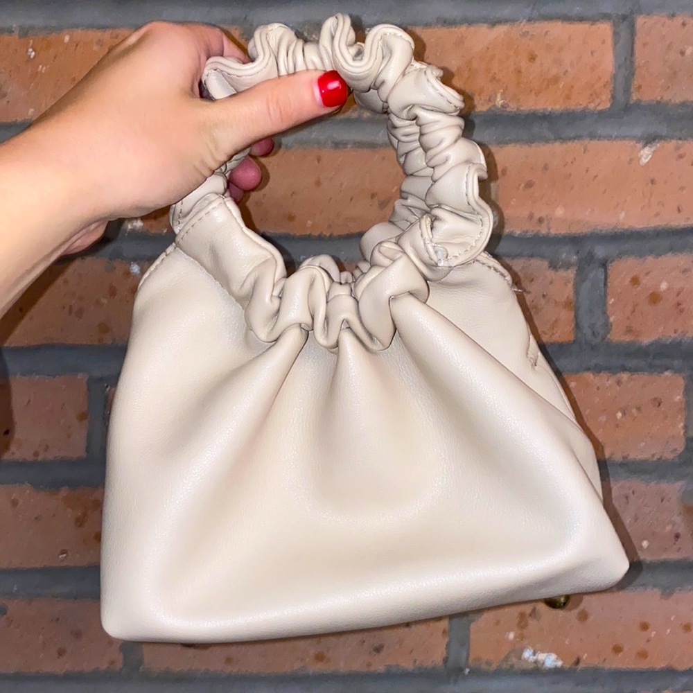 Cream Scrunchy Leather Mini Big
